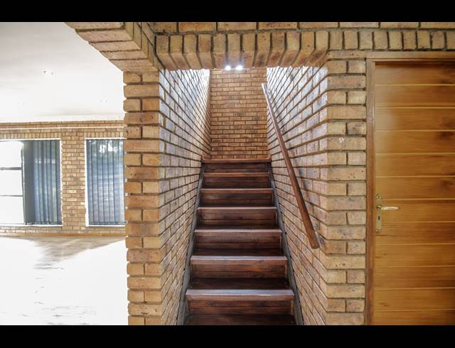 9 BEDROOM FREEHOLD FOR SALE IN RAVENSWOOD
